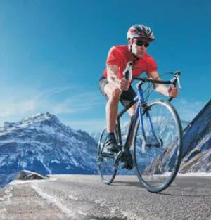 Profesionalni simulirani koncentrator za trening višine za športnika z masko